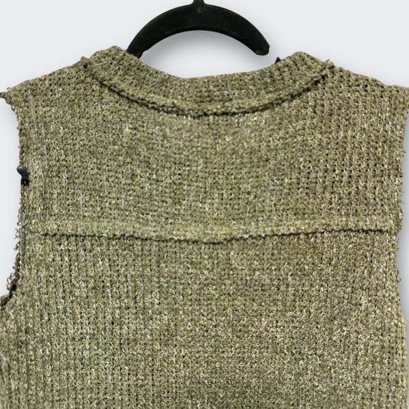 New BKE Olive Green Ribbed Knit Henley Tank Top S Utility Athleisure Minimalist - Picture 8 of 9
